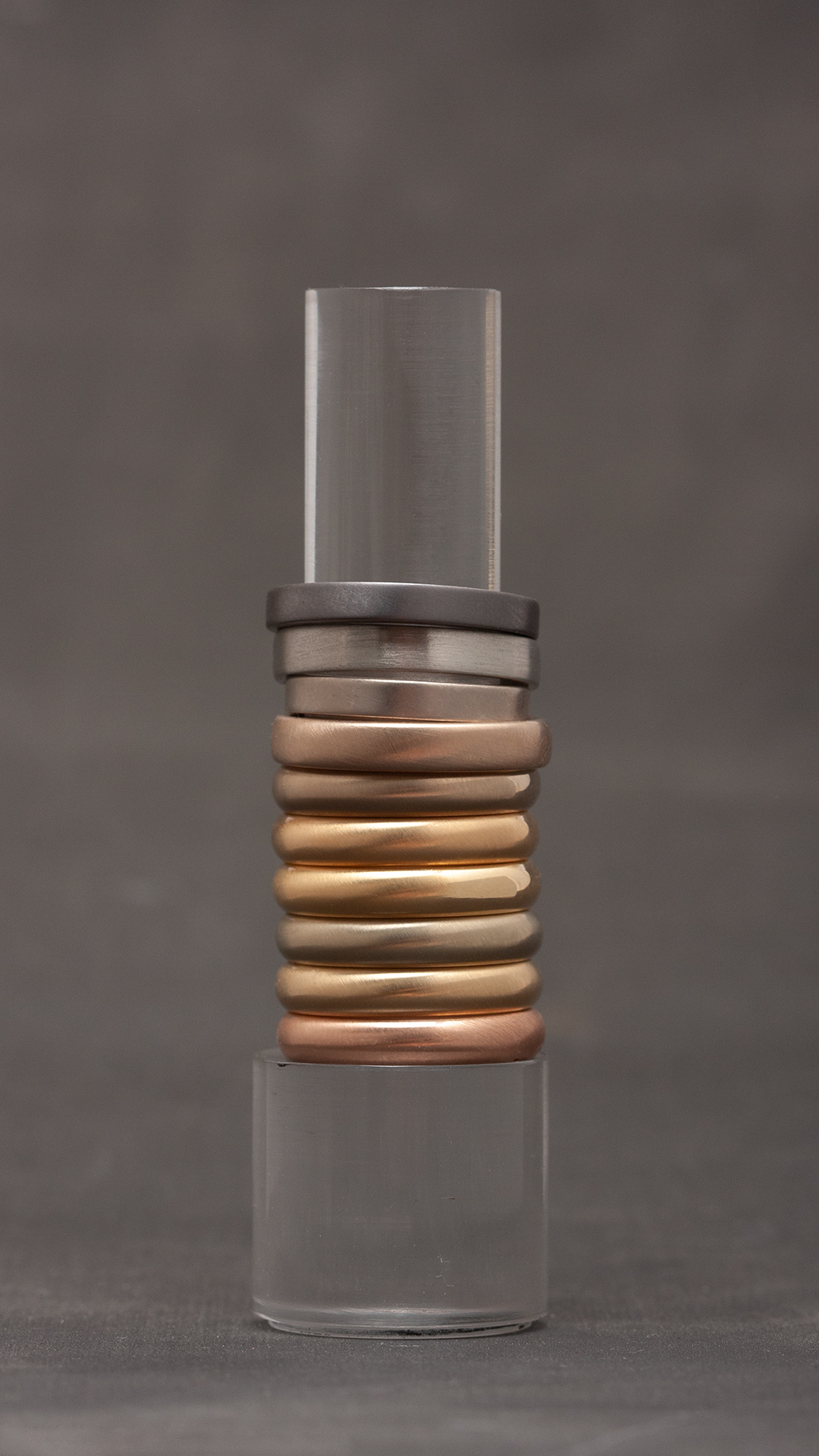 Legierungen Edelmetalle als Ring. Gold, Platin, Palladium